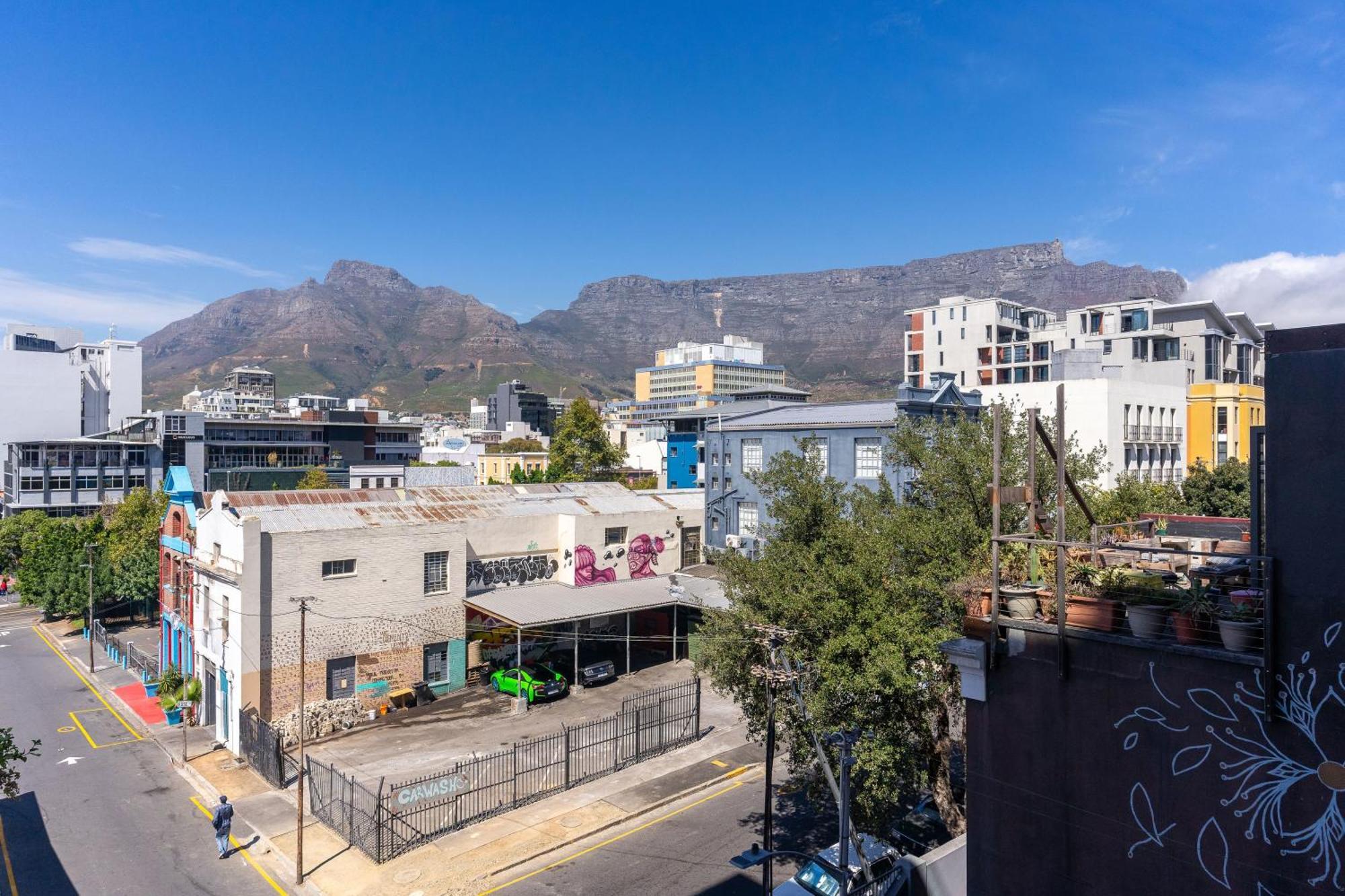 The Rose305:modern In The Heart Of The